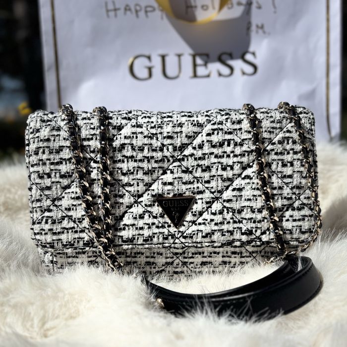 Bolsa da guess nova sem etiqueta