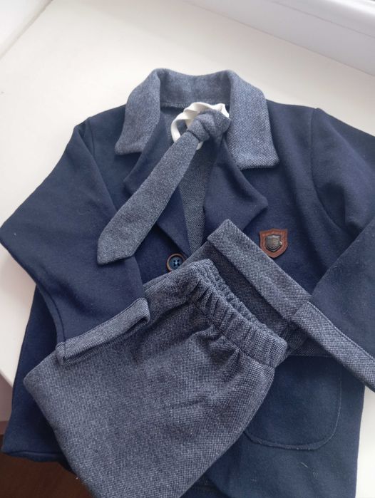 Нарядний костюм для хлопчика на фотосесію, р.86