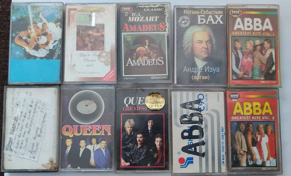 Касети на продаж