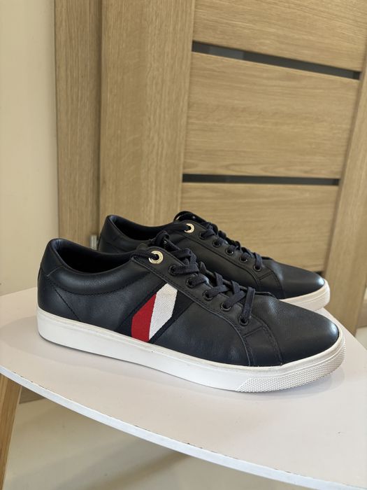 Buty marki Tommy Hilfiger