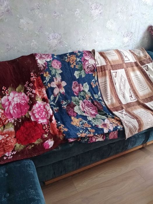 Продам новые покрывала