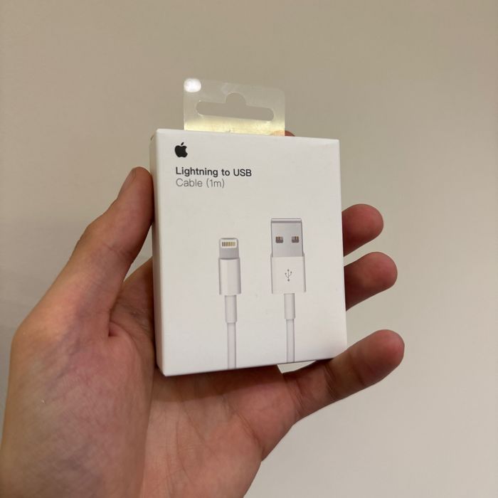 Кабель Apple USB-A to Lightning 1m