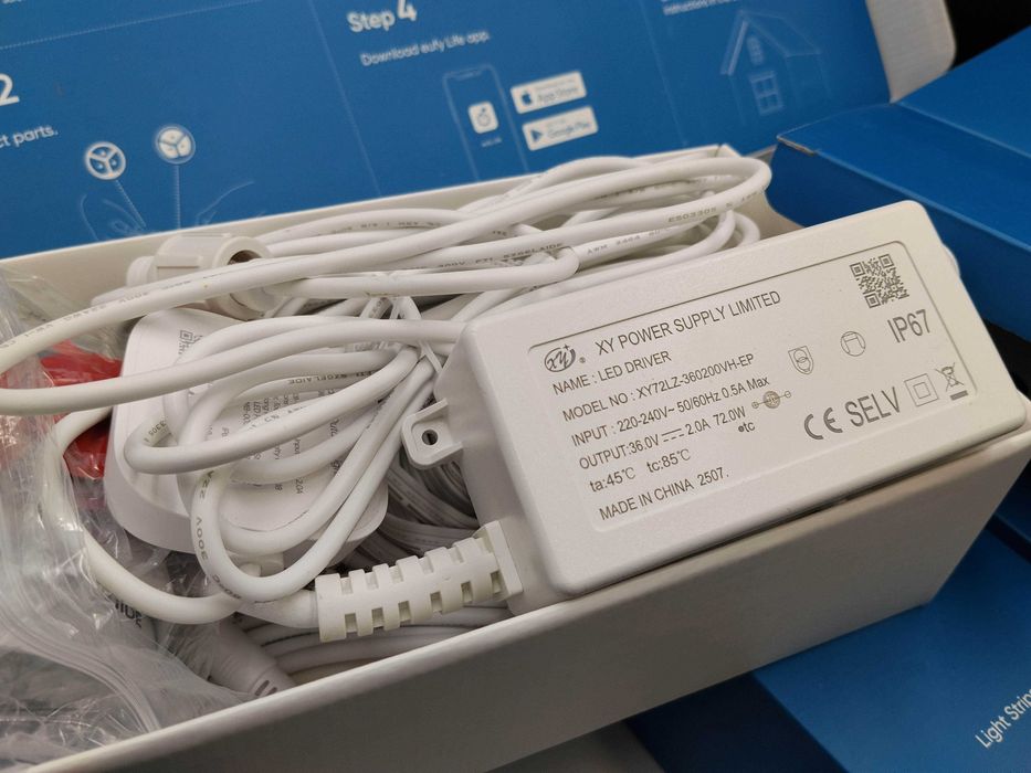 Zewnętrzne oświetlenie LED Eufy E22 RGBWW 30m