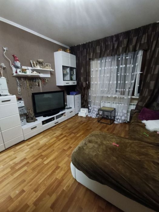 Затишна 1к квартира на Висоцького