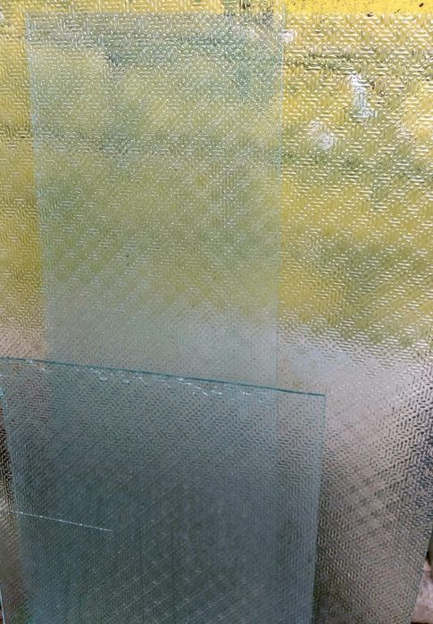 Стекло 3, 4, 5, 6, 8 мм. Подрежу в размер стекло , зеркало