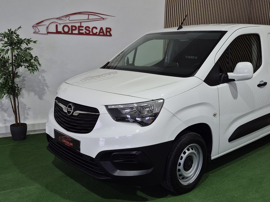 Opel Combo - 3 LUG - NACIONAL | GARANTIA | 2020