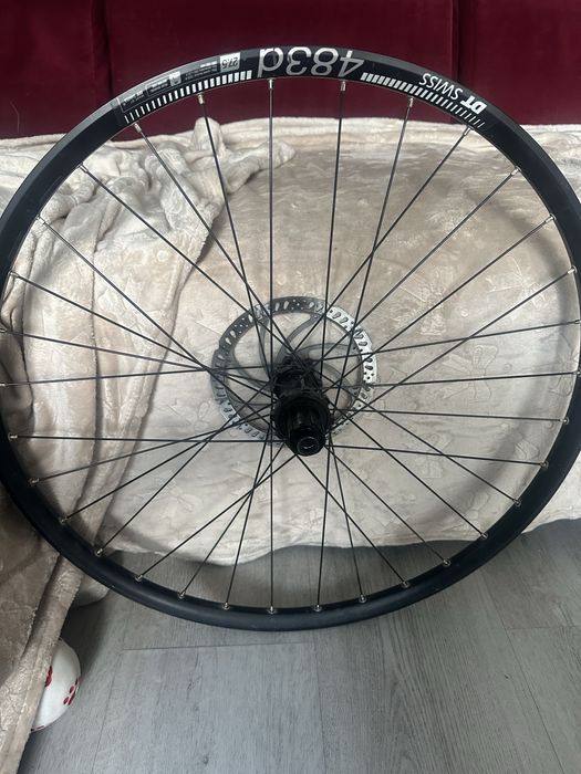 Sprzedam koła dt swiss 483d