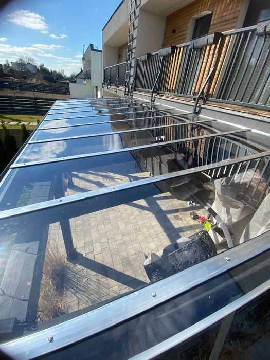 Poliwęglan lity 5 i 6mm 4 kolory różne rozmiary / akcesoria montażowe