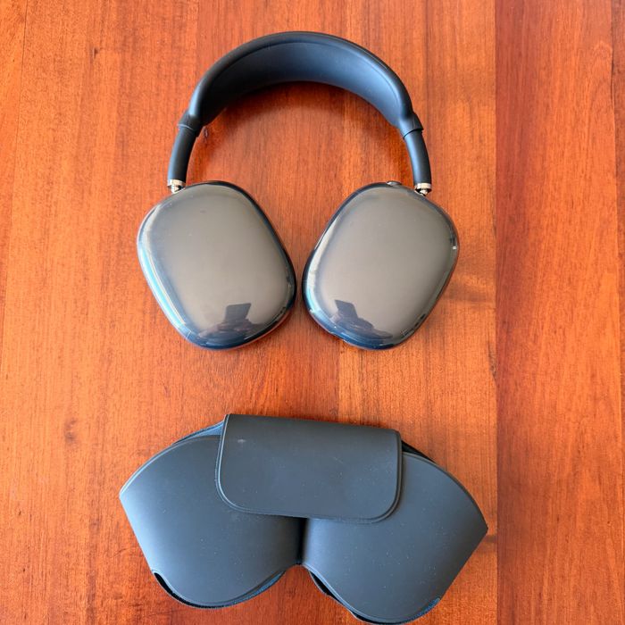 Apple AirPods Max 2