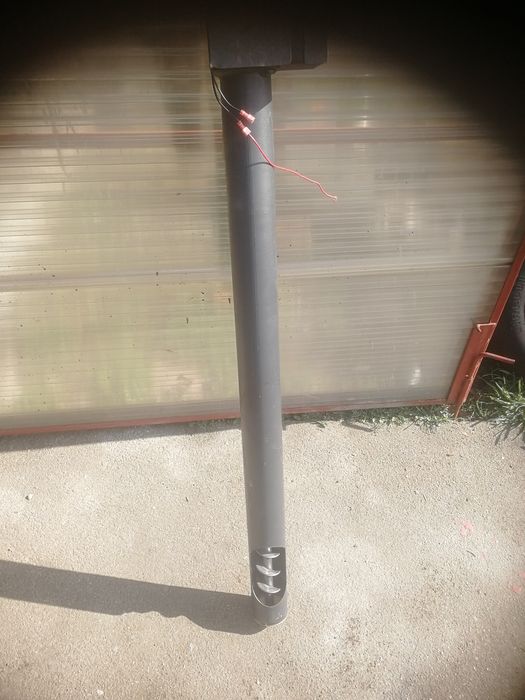 Podajnik ślimakowy do pelletu