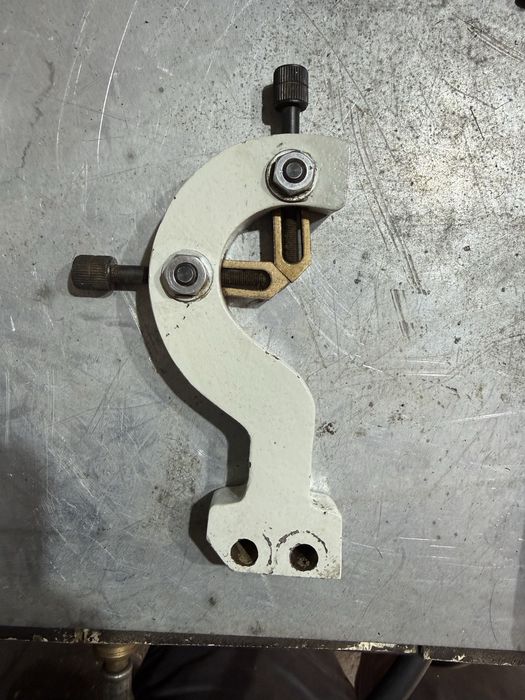 Podtrzymka tokarka tytan