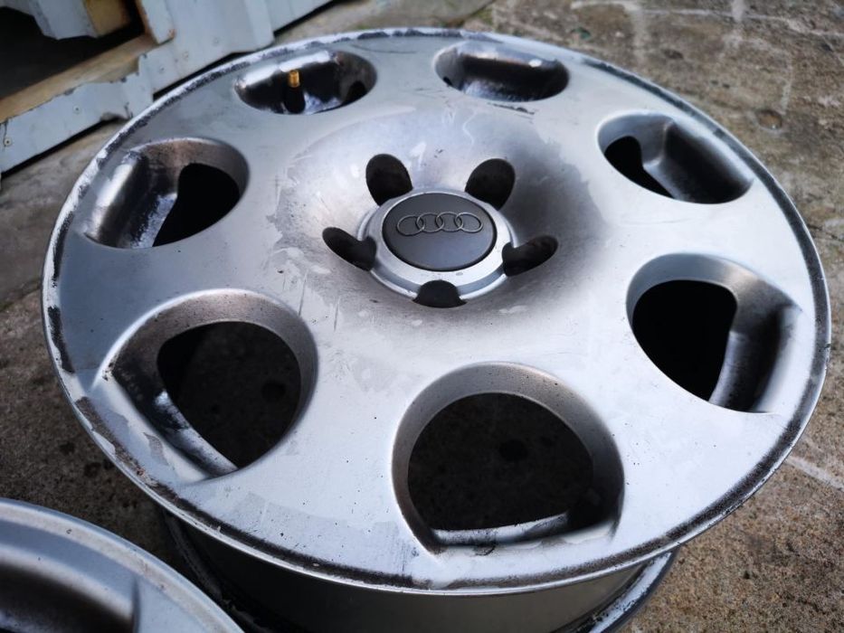 AUDI A4 B7 JANTE 16 POLEGADAS J085