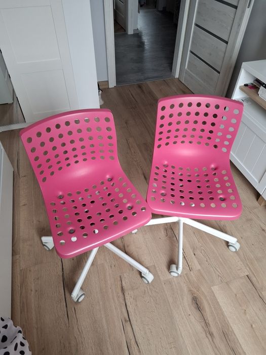 Sprzedam krzesła biurowe