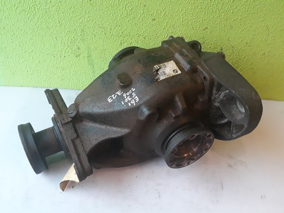 Dyfer Dyferencjał Tył BMW 530i E61 2006r 3.23