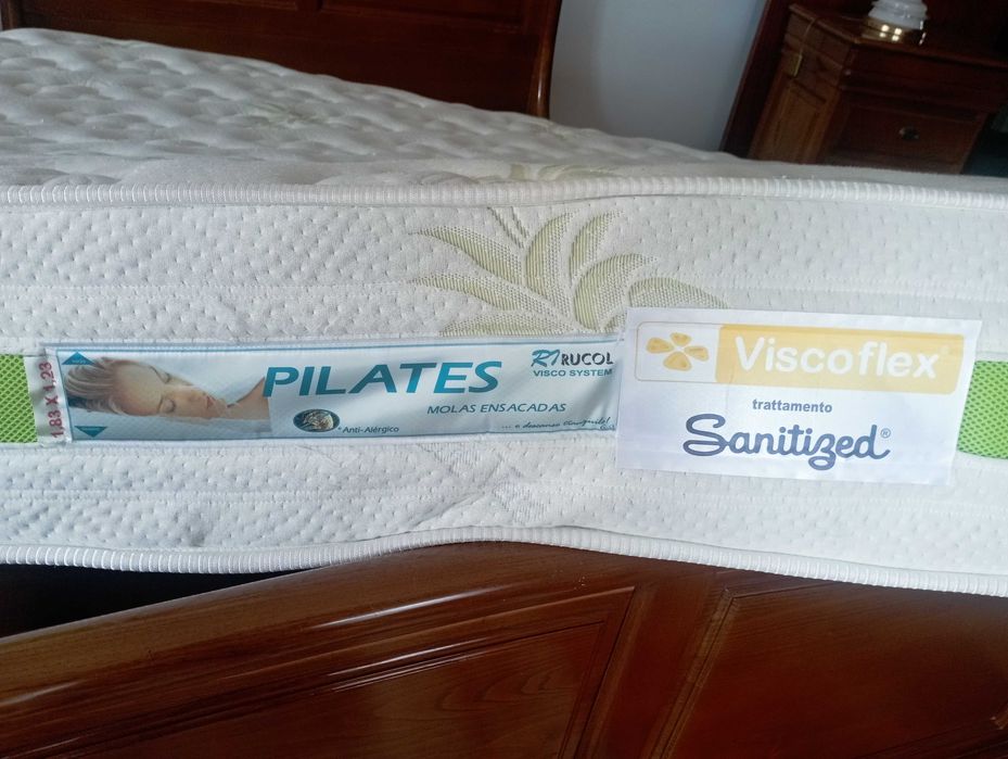 Cama 125x185 c/colchão e estrado