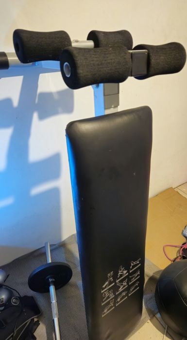 Banco de Abdominais e Musculação Domyos – Dobrável e Impecável