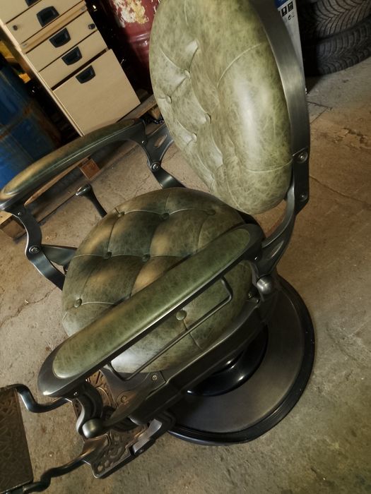 Fotel  barberski Kazaro