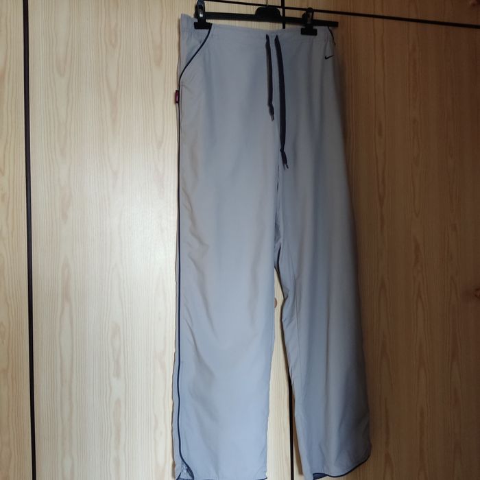 Nike spodnie damskie 40