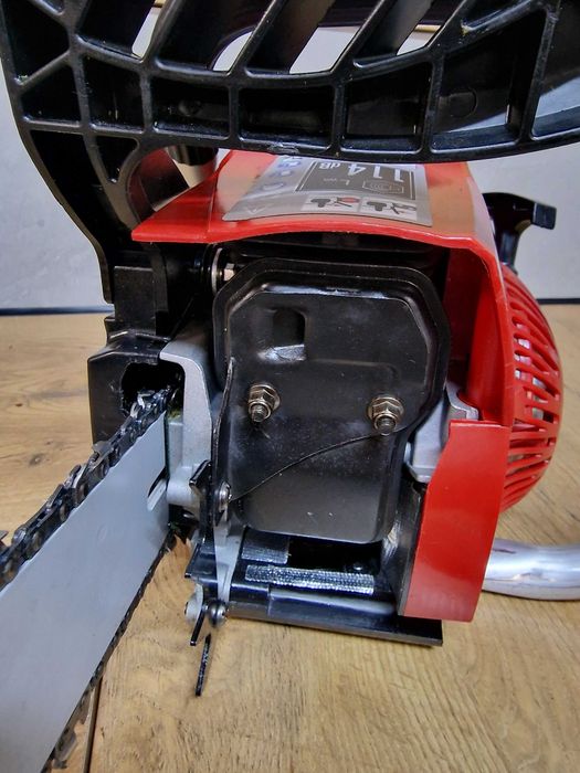 Piła łańcuchowa spalinowa EINHELL GC-PC 1335 P303