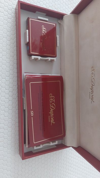 Caneta prata S. T. Dupont