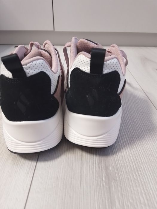 Кросівки жіночіSkechers ,39р