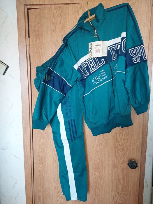 Срочно!!! Спортивный костюм мужской размер 54 (ХХХL)