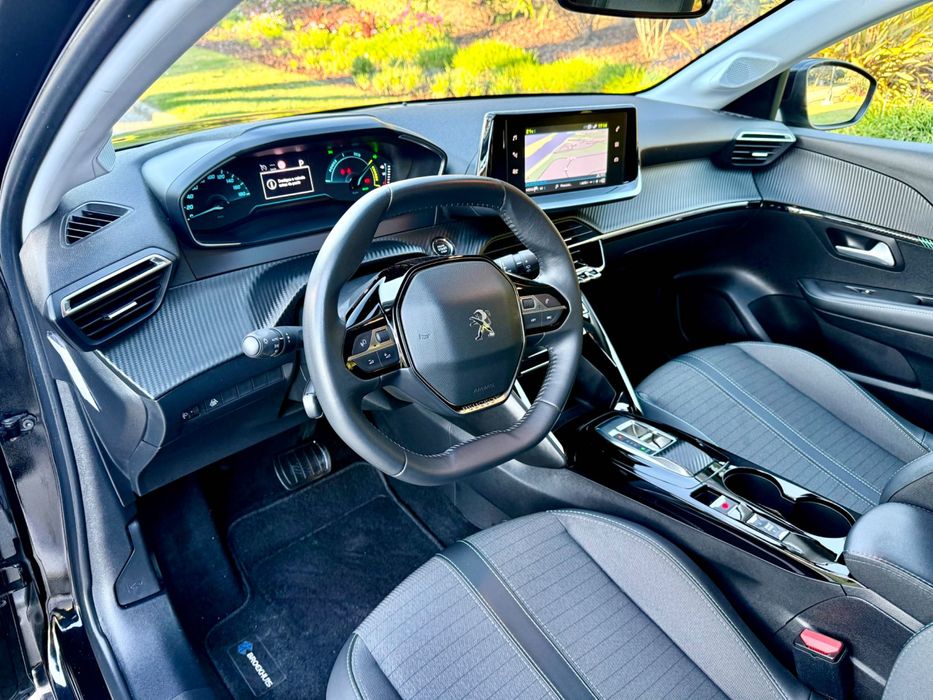 Peugeot e-208 Allure GT 350 | CCS | Garantia até 2030 | Câmera 360