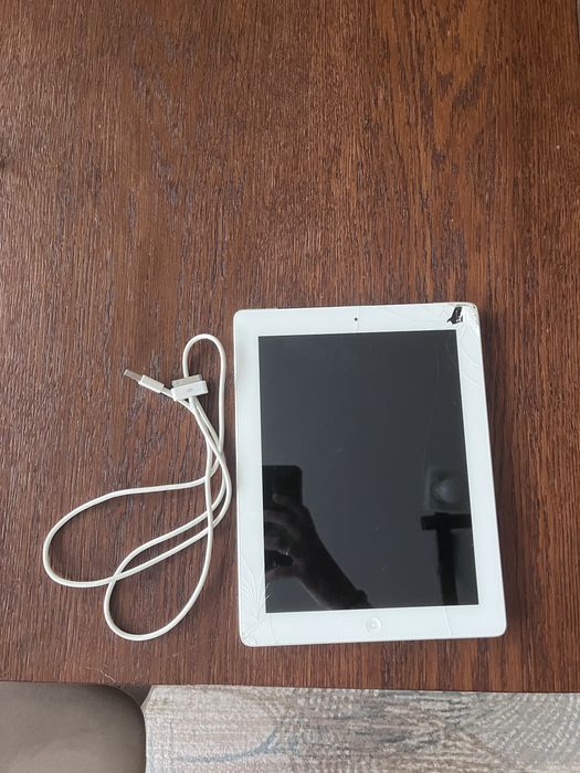 Tablet (3 generacji) 64 GB