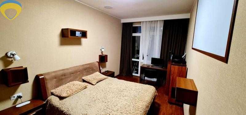 Продам 3 кімнатну квартиру в ЖК 20 Перлина на вул. Сахарова