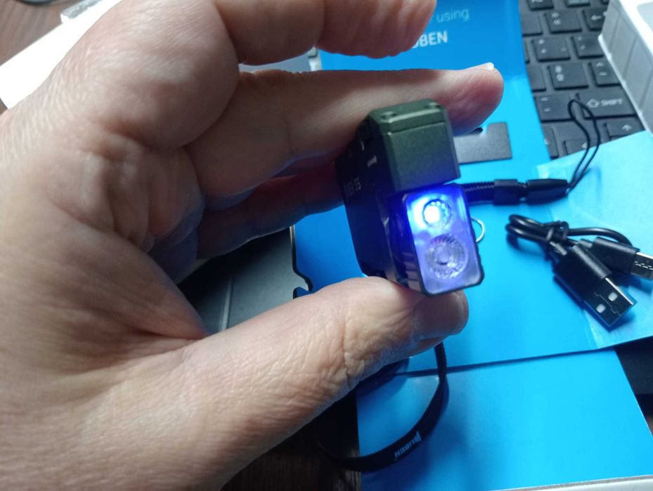 Lanterna Wuben G5 Mini LED 400lm - Nova na Caixa (EDC / RGB)