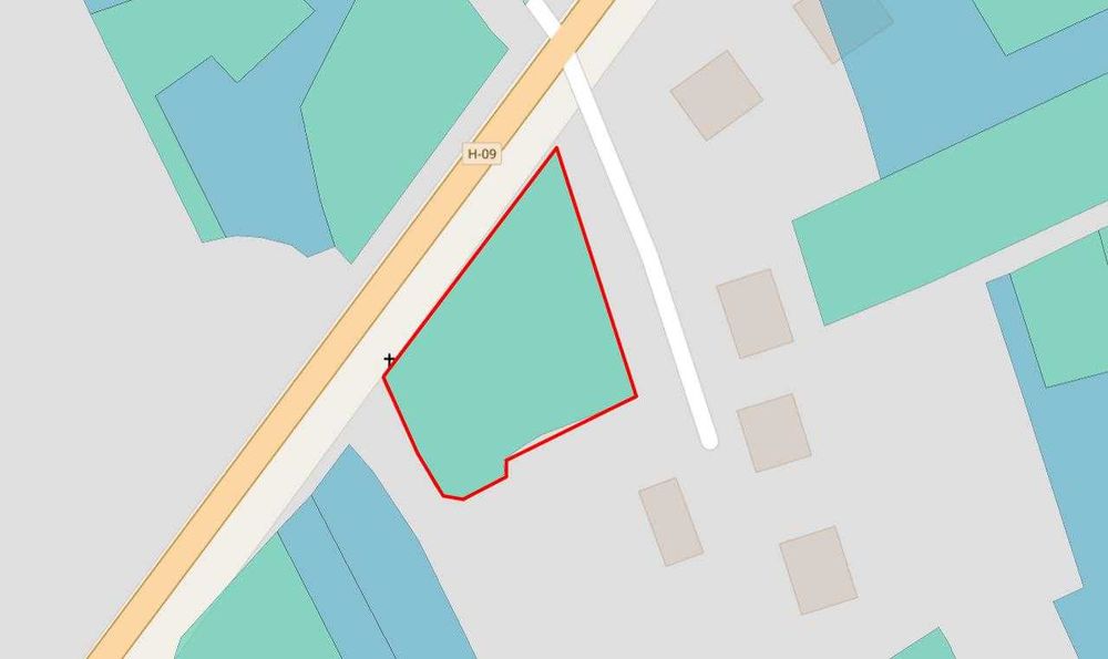 Продаж комерційної земельної ділянки в смт Лисець!