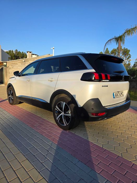 Vendo Peugeot 5008 GT Line 1.5 HDI - 7 Lugares