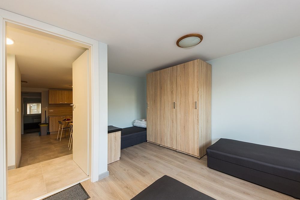 Raszyn Pokoje dla pracowników 50 zł/łóżko