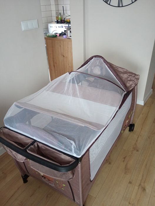Łóżeczko turystyczne Caretero Grande Plus