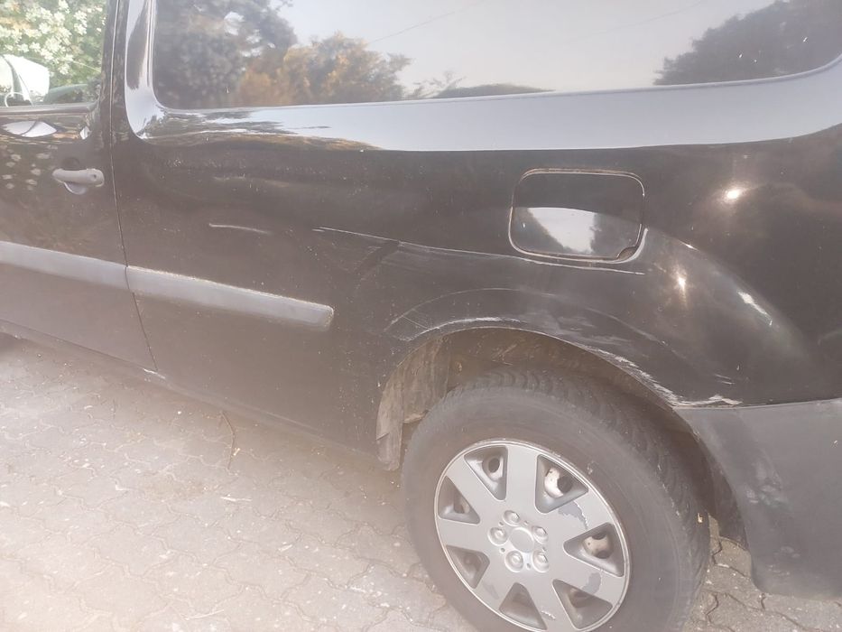 Do sprzedania Renault Kangoo.
