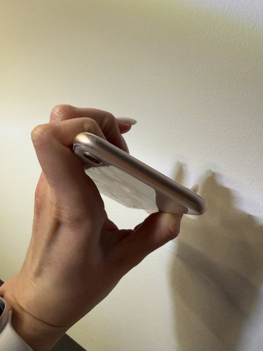 iPhone 8 - 64 GB w pełni sprawny