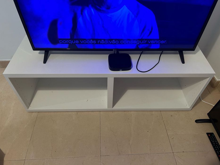 Movel tv branco