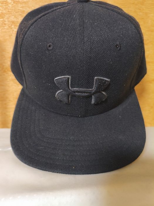 Бейсболка under armour