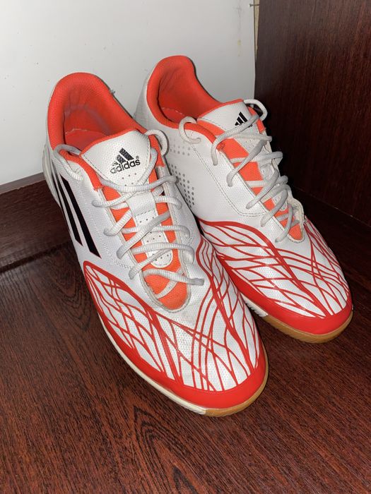 Футзалки adidas білі