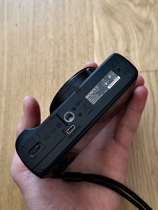 Sony HX50  як НОВИЙ повний комплект