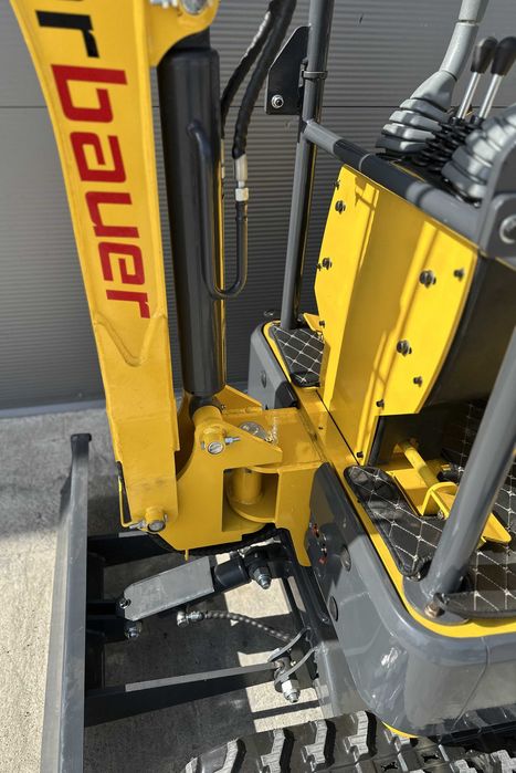 NOWA minikoparka Interbauer IB10 1100kg RAMIĘ SKRĘTNE świeca żarowa