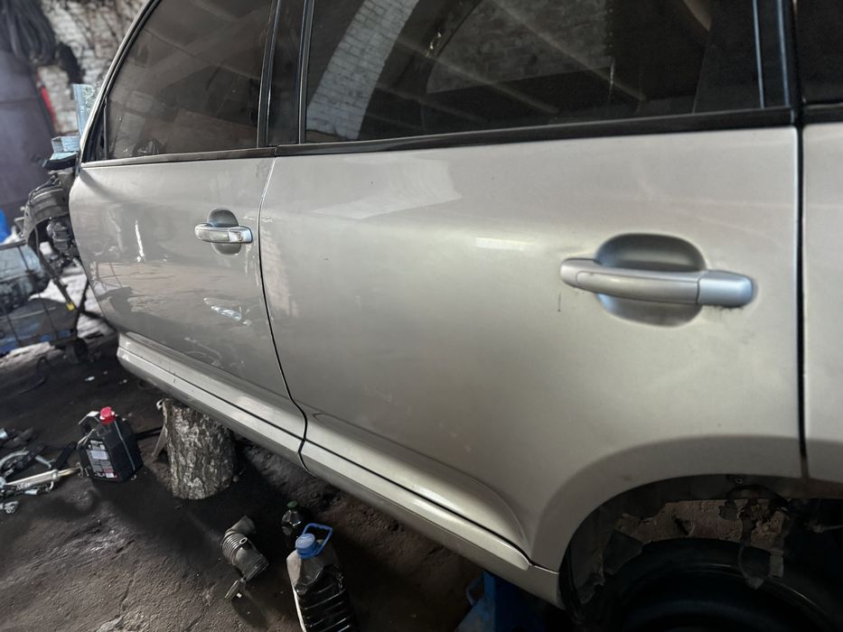 Двері Porshe Cayenne 955/957 серебро дверь Каен