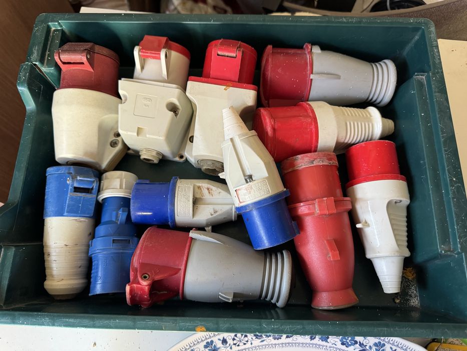 Lote de 20 fichas trifasicas e monofasicas