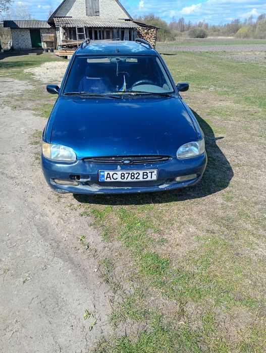 Продам Форд 1.8 простий дизель