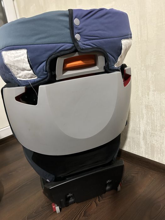 Cybex pallas fix автокрісло для 9-36 кг