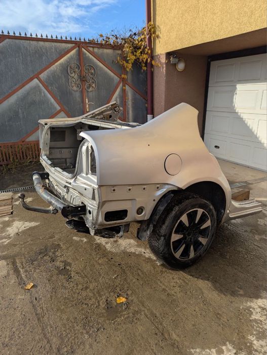 Задне крило четверть кузов ланжерон Skoda superb 1 поріг 2002-2008