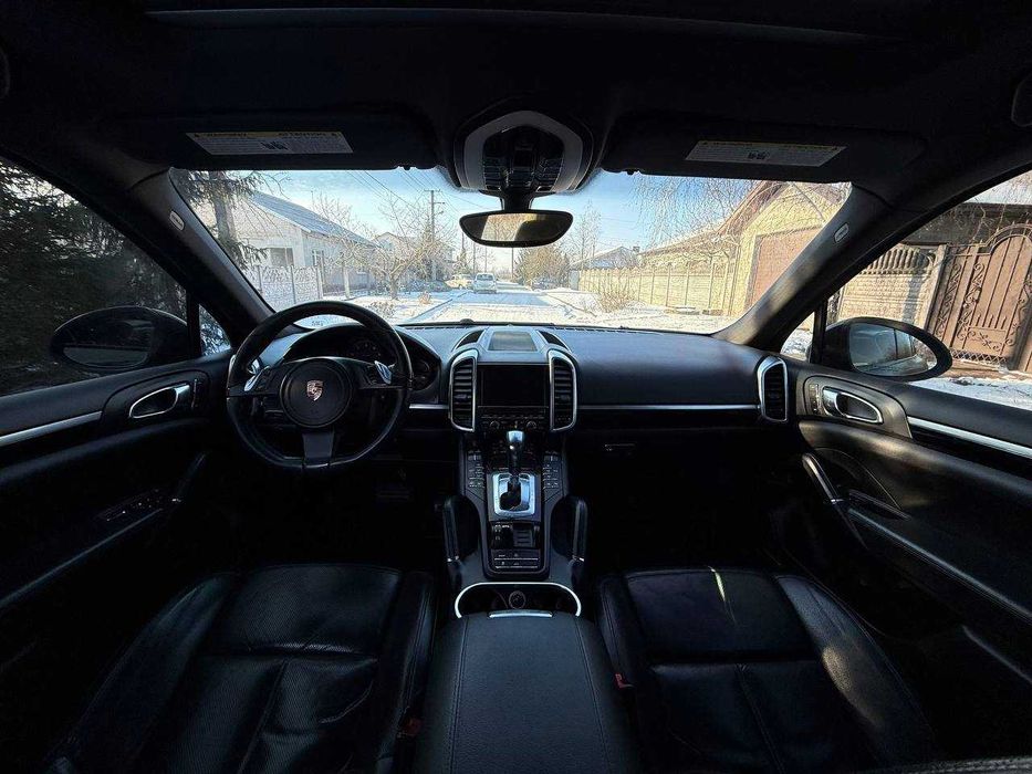 Porsche Cayenne 2012 3.6бензин