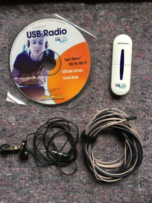 Radio Receiver436329616853575681
