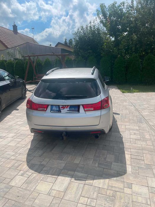 samochody osobowe honda acord
