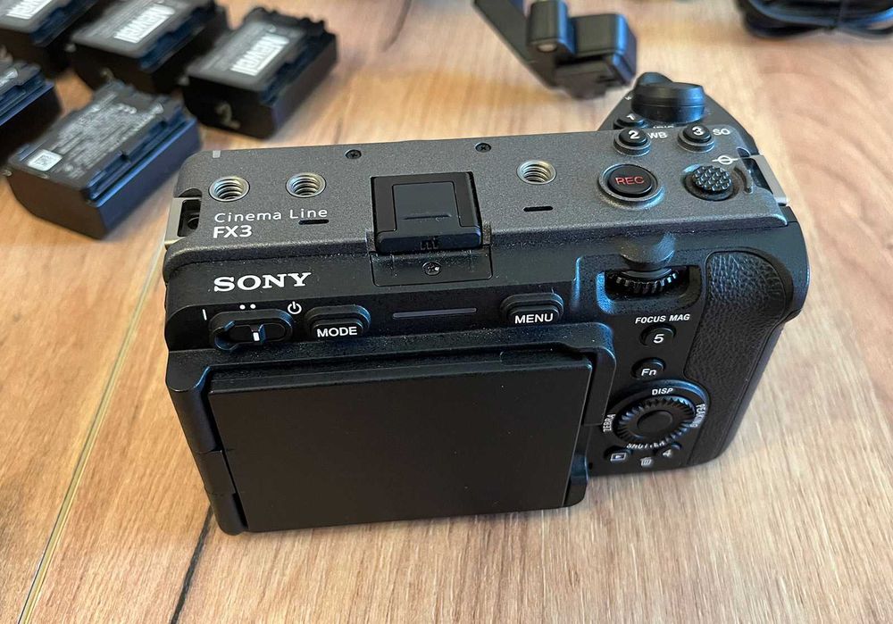 Kamera Sony FX3, bardzo zadbana, dodatkowe baterie i ładowarki